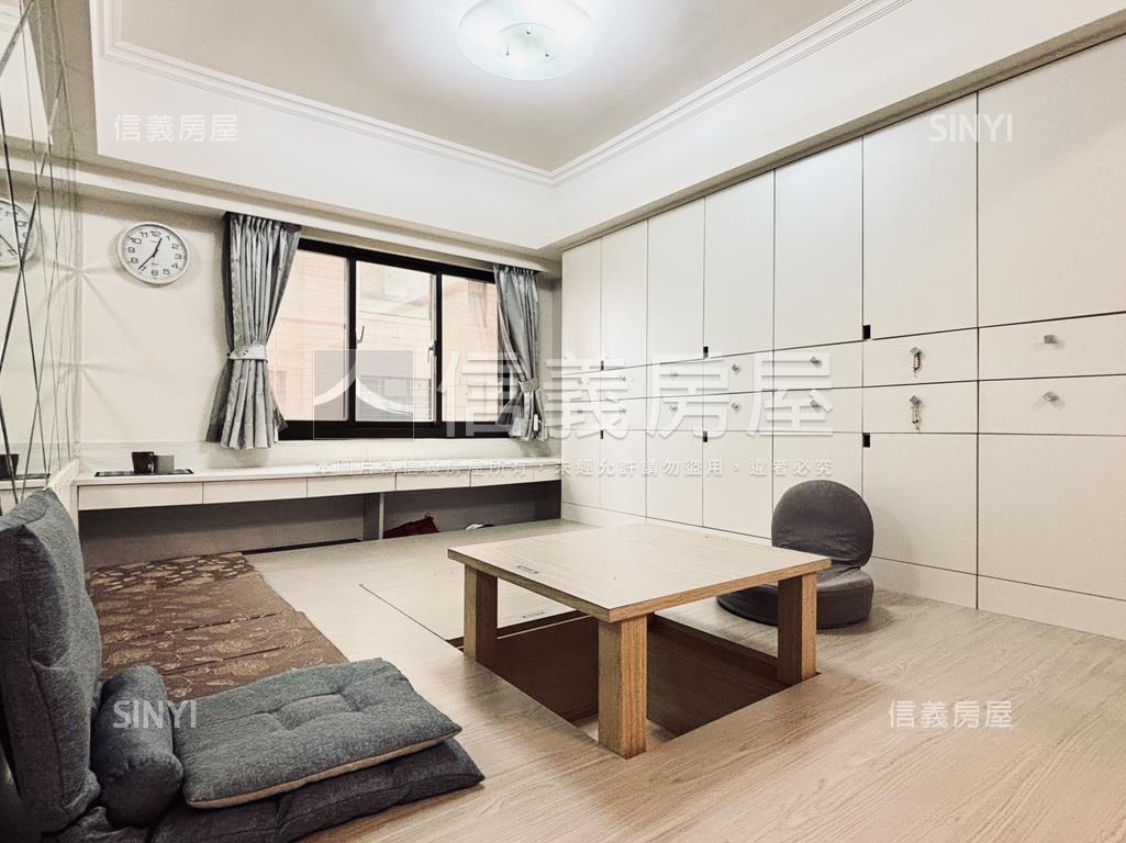 專任巴黎花都景觀兩房車位房屋室內格局與周邊環境