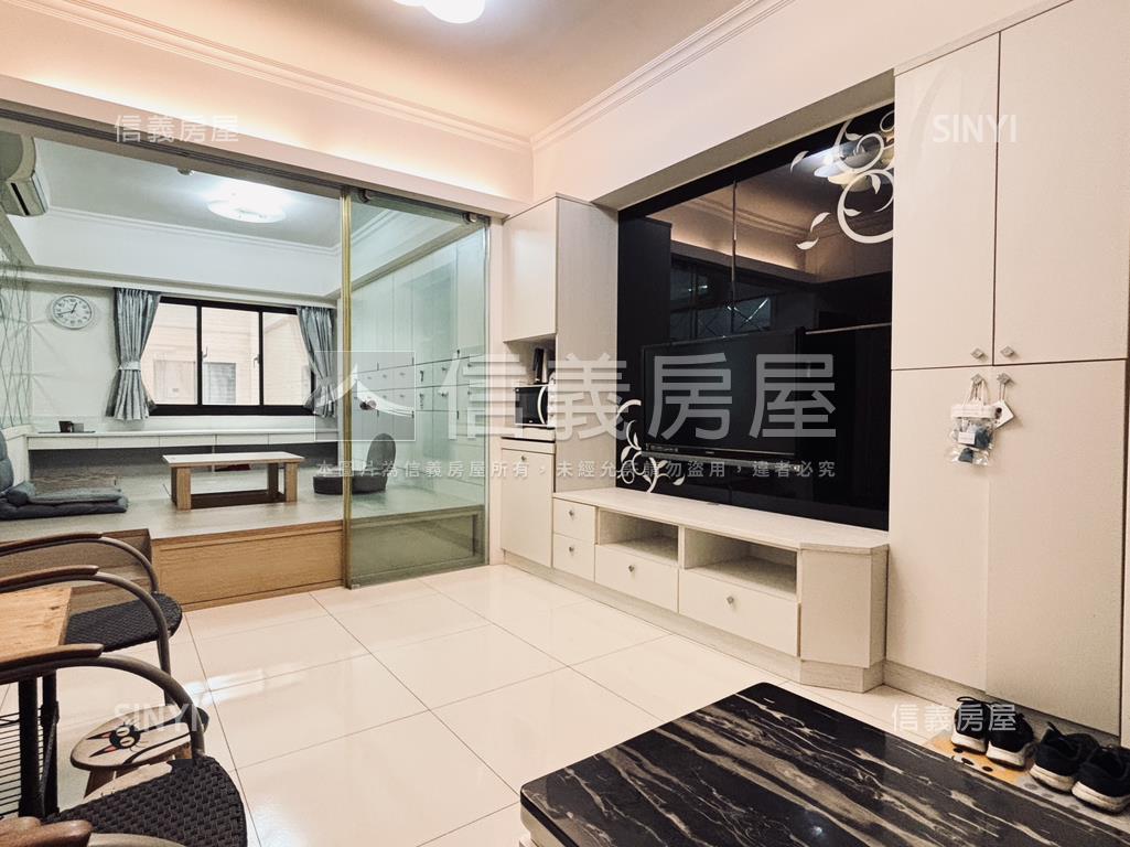 專任巴黎花都景觀兩房車位房屋室內格局與周邊環境