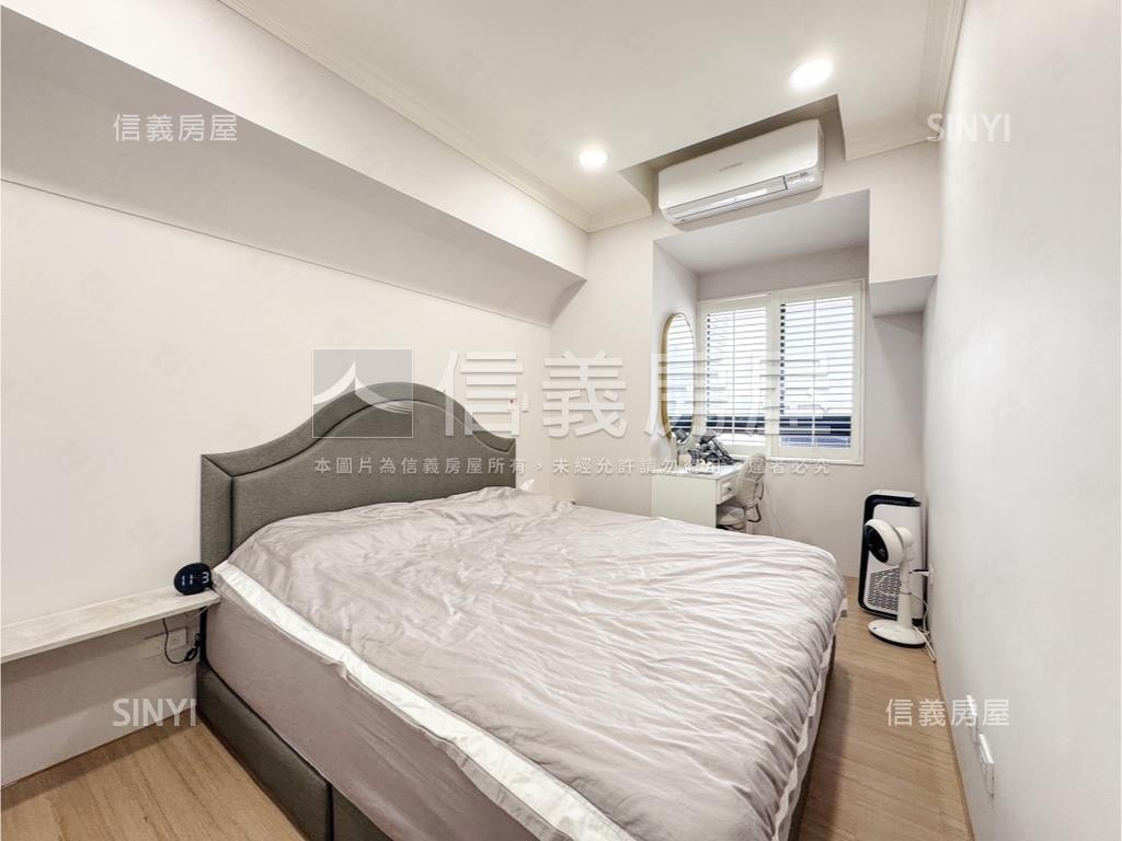 文心苑中高樓邊間２房平車房屋室內格局與周邊環境