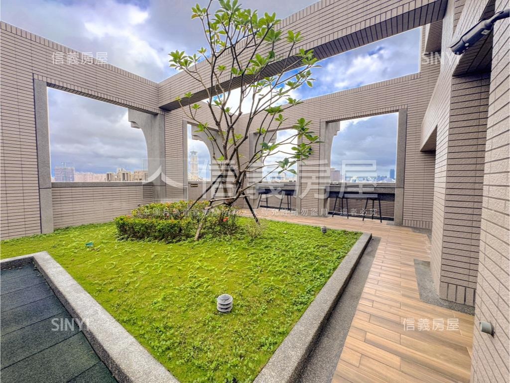 文心苑中高樓邊間２房平車房屋室內格局與周邊環境