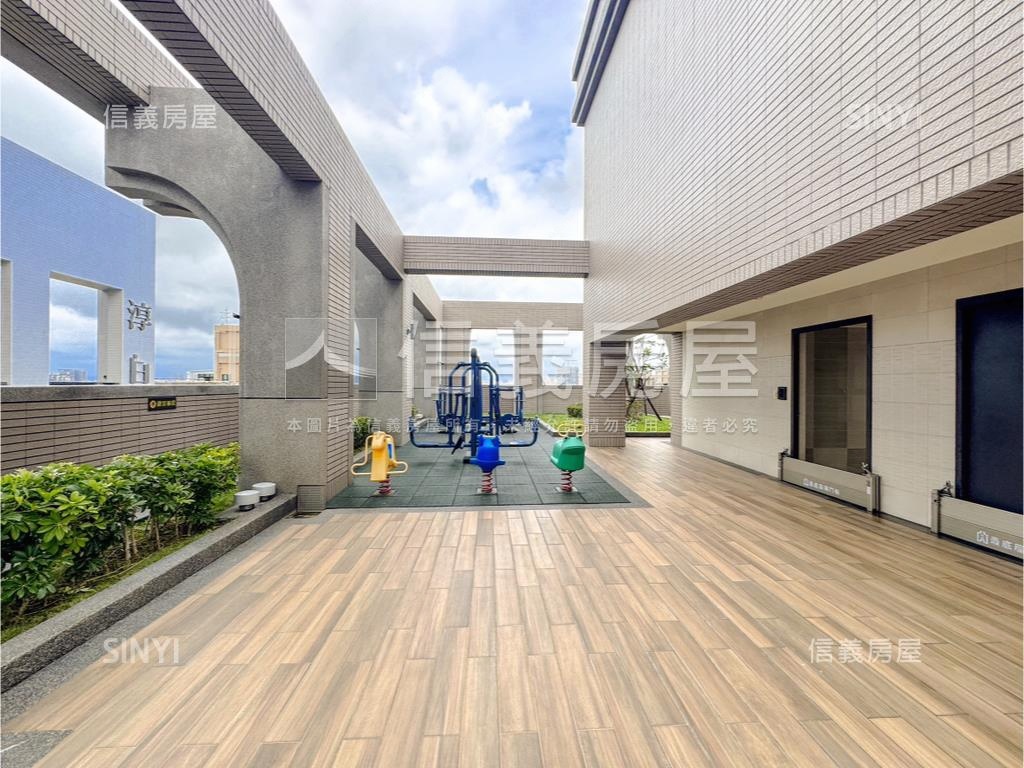 文心苑中高樓邊間２房平車房屋室內格局與周邊環境