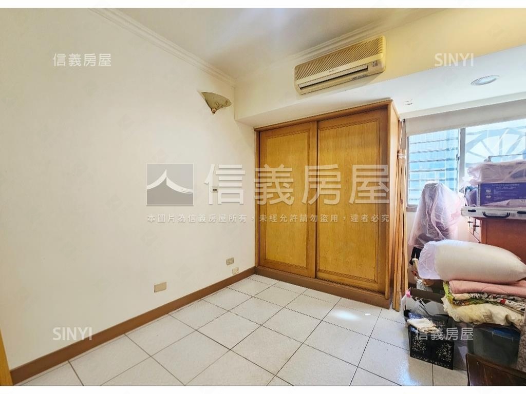 漢江春曉後棟邊間４房平車房屋室內格局與周邊環境