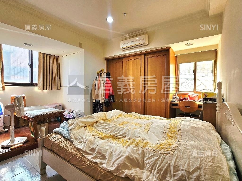 漢江春曉後棟邊間４房平車房屋室內格局與周邊環境