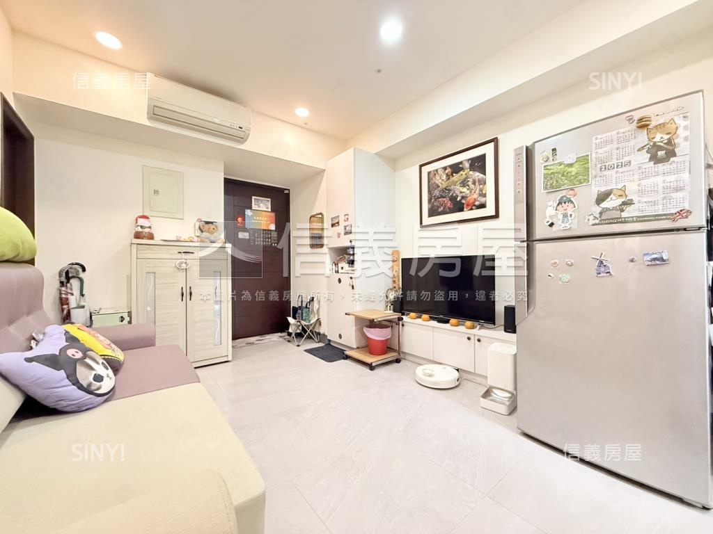 華尚ＤＥＡＲ精美兩房車位房屋室內格局與周邊環境