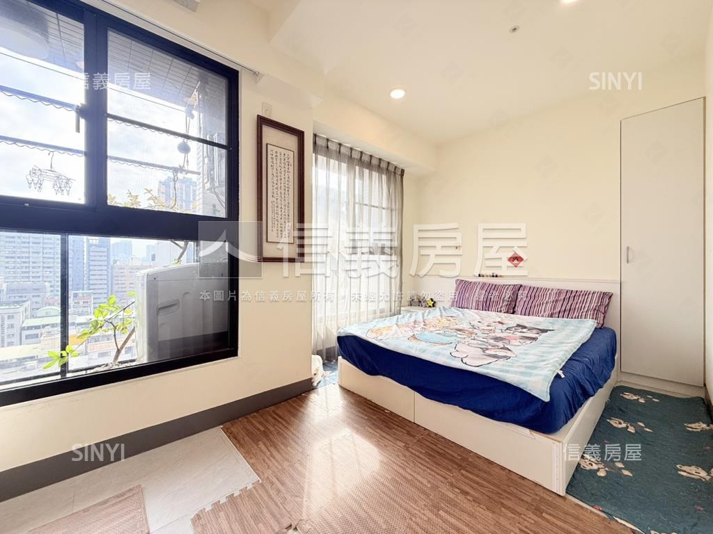 華尚ＤＥＡＲ精美兩房車位房屋室內格局與周邊環境