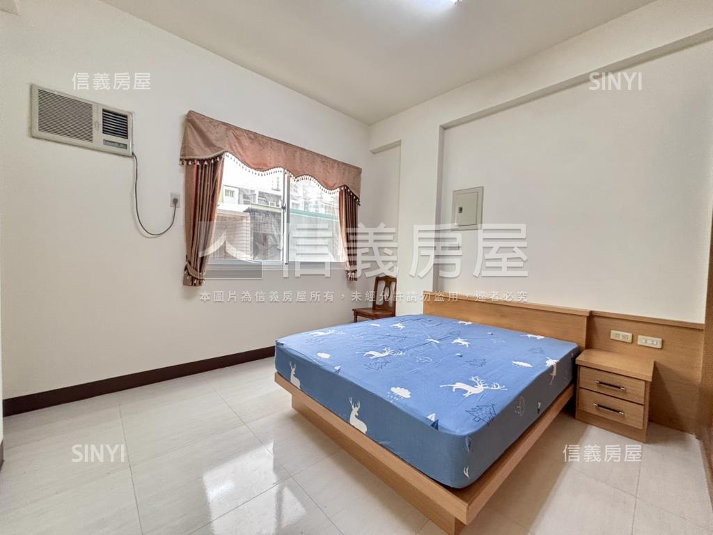 興中４套房方便停車美透天房屋室內格局與周邊環境