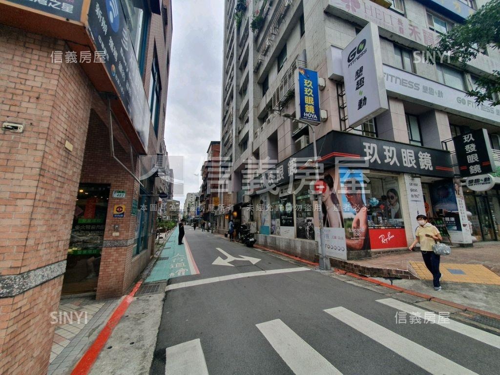 正長春路人潮店面房屋室內格局與周邊環境