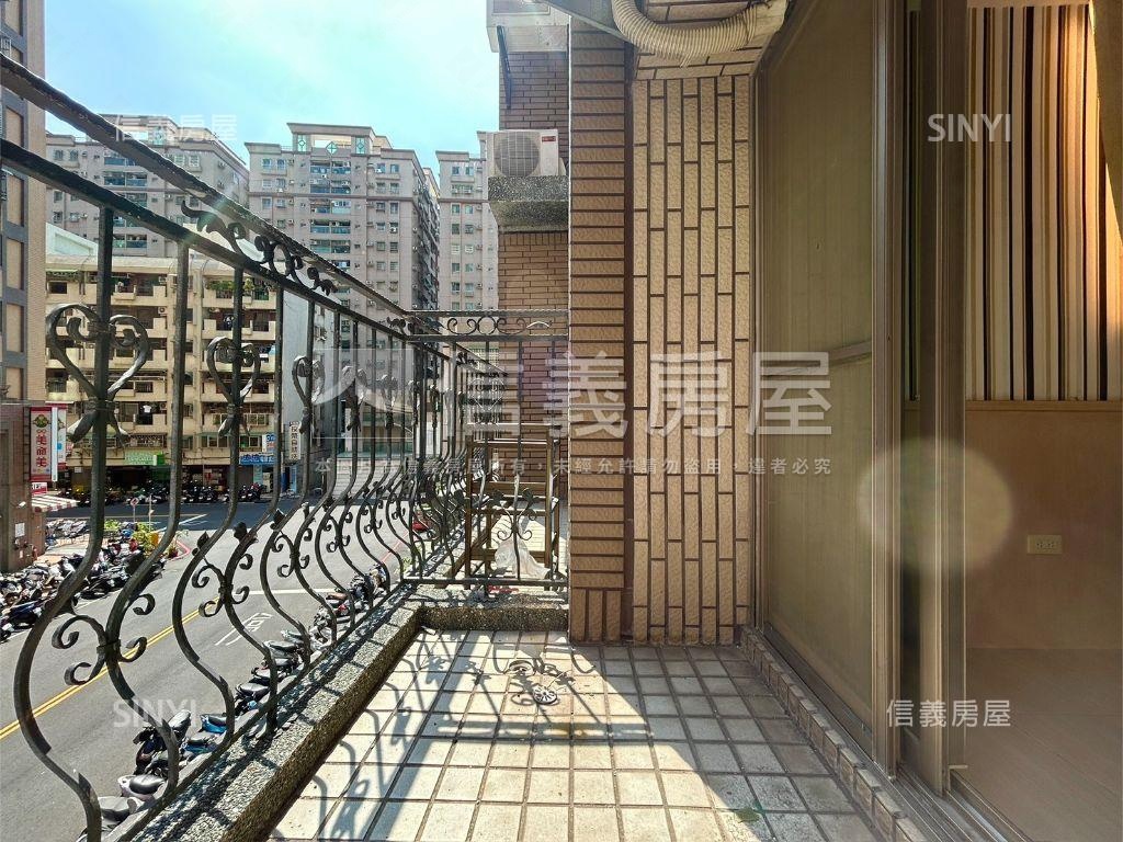 桂花鄉採光裝潢三房房屋室內格局與周邊環境