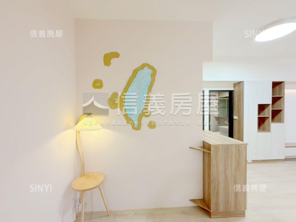 近高鐵邊間美妝兩房車位房屋室內格局與周邊環境