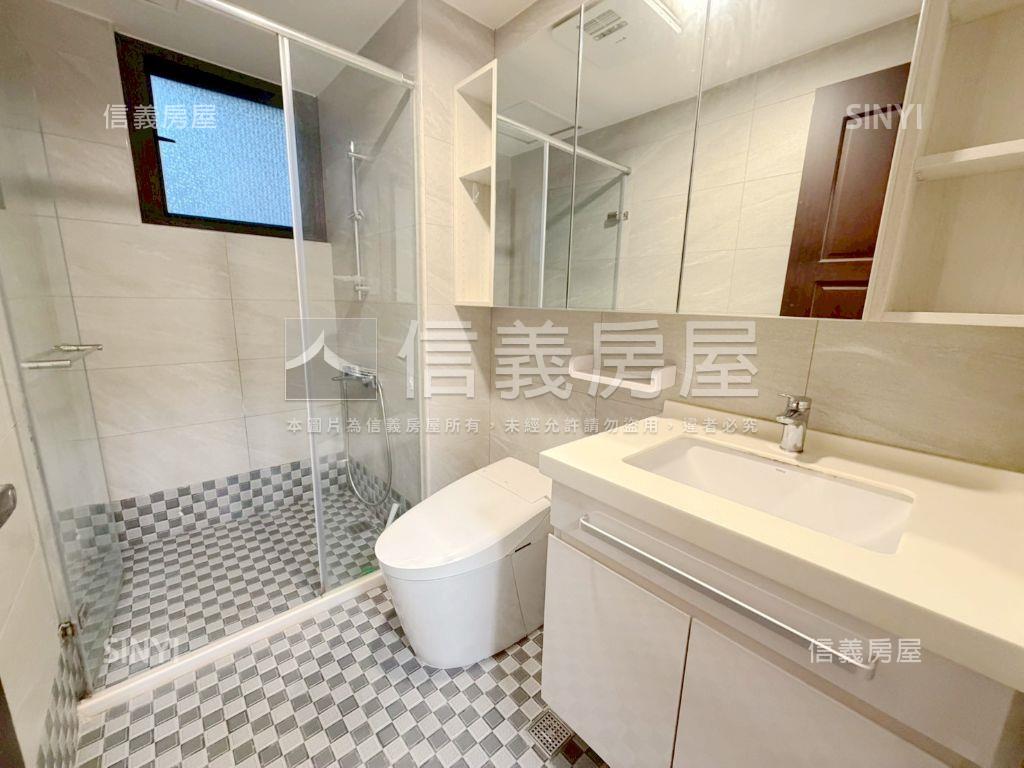 近高鐵邊間美妝兩房車位房屋室內格局與周邊環境