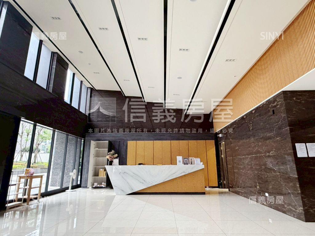 近高鐵邊間美妝兩房車位房屋室內格局與周邊環境