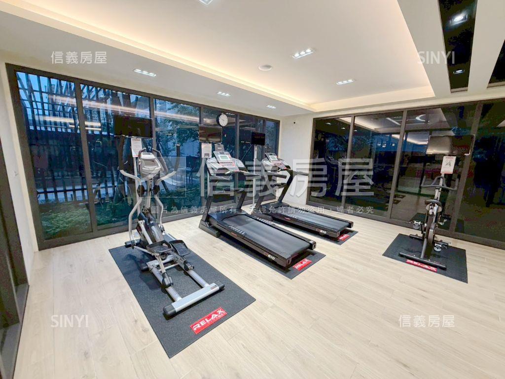 近高鐵邊間美妝兩房車位房屋室內格局與周邊環境