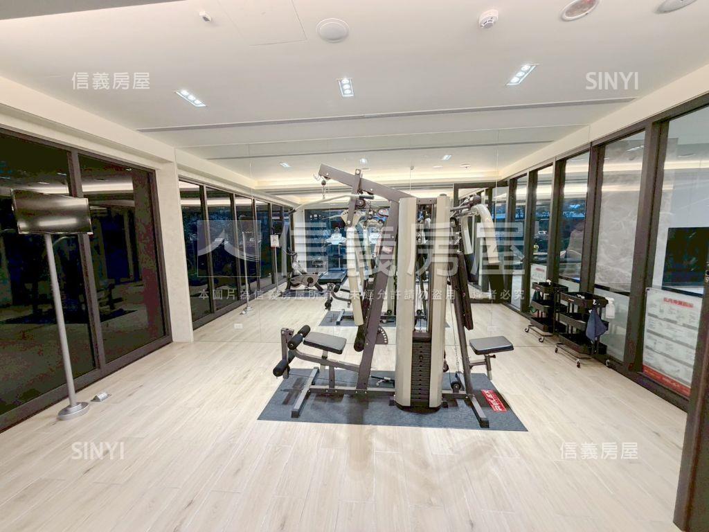 近高鐵邊間美妝兩房車位房屋室內格局與周邊環境