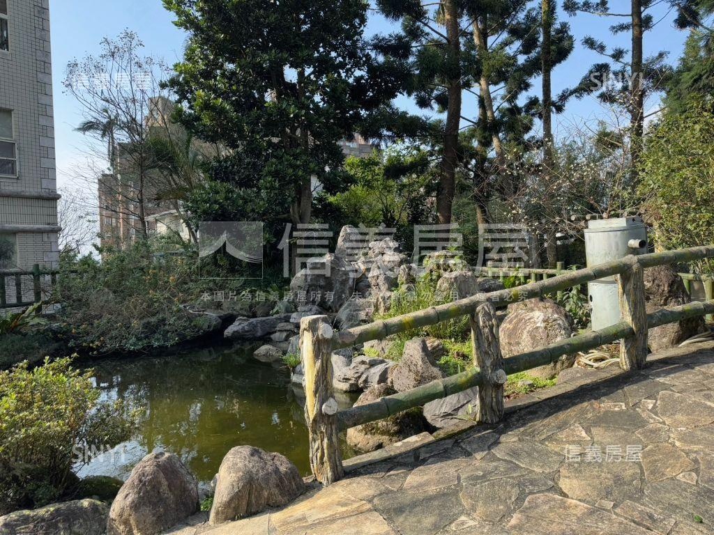 政大御花園雙車位四房房屋室內格局與周邊環境