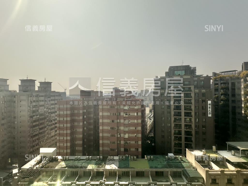 超好租商辦文心路陽光綠意房屋室內格局與周邊環境