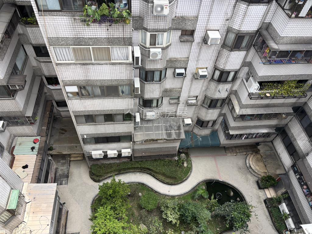 專任益民商圈三房平車房屋室內格局與周邊環境