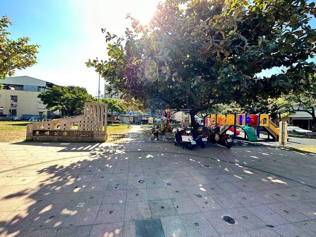 專任益民商圈三房平車房屋室內格局與周邊環境