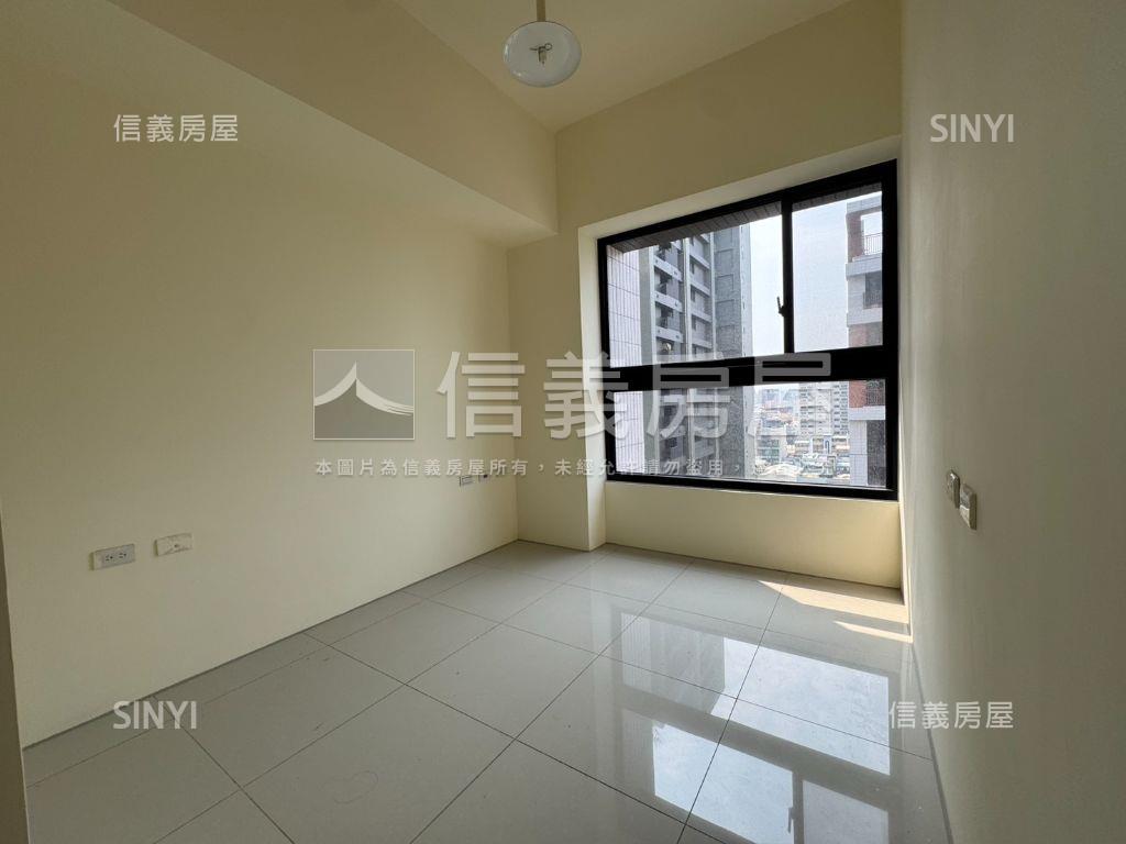 亞昕一見邊間綠意三房車位房屋室內格局與周邊環境