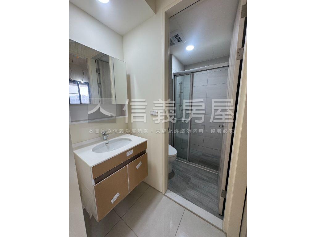 亞昕一見邊間綠意三房車位房屋室內格局與周邊環境