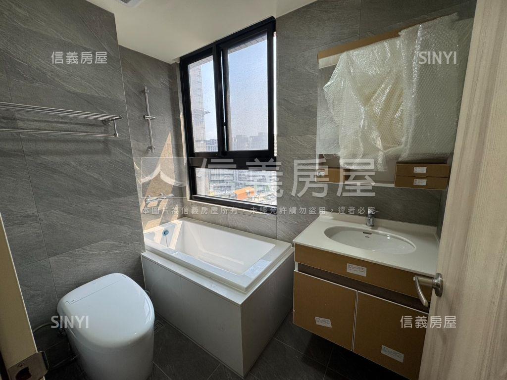 亞昕一見邊間綠意三房車位房屋室內格局與周邊環境