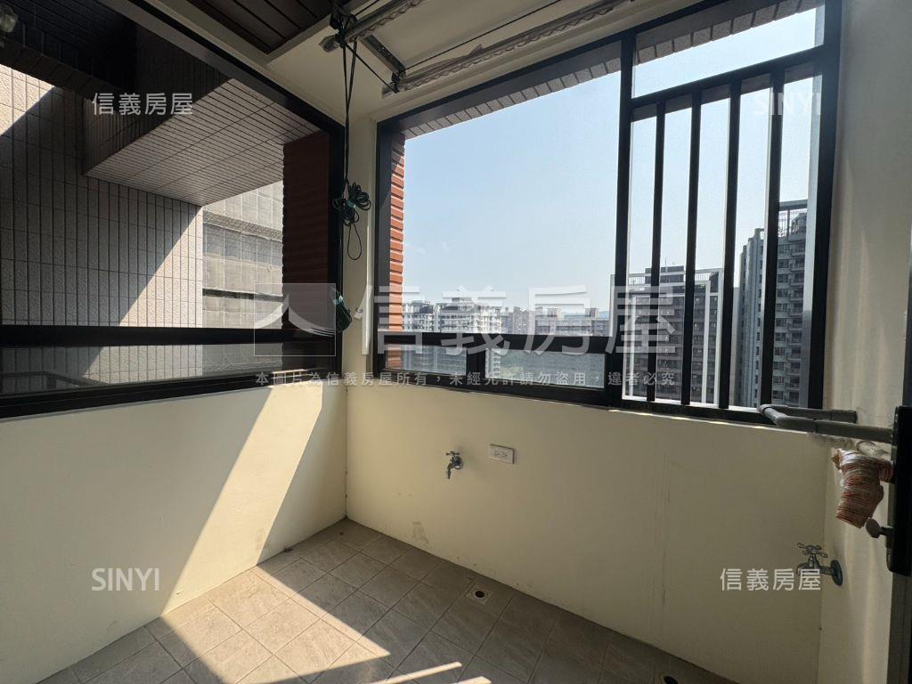 亞昕一見邊間綠意三房車位房屋室內格局與周邊環境