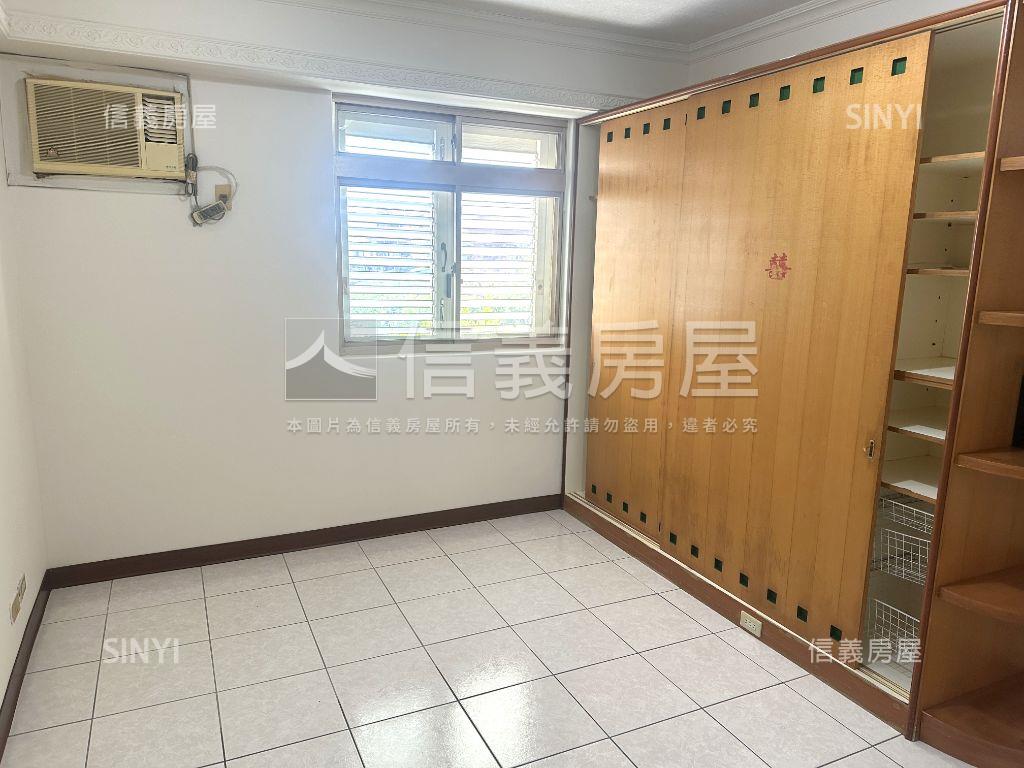 羅馬山莊三房平面車位房屋室內格局與周邊環境