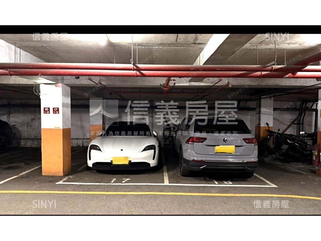 羅馬山莊三房平面車位房屋室內格局與周邊環境