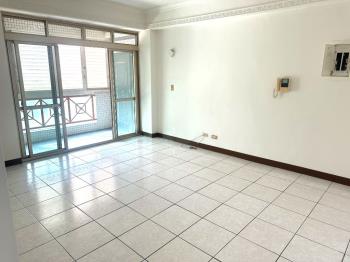 羅馬山莊三房坡平車位