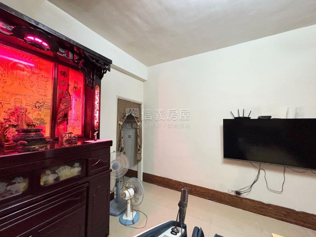 近光榮國中前院大透天房屋室內格局與周邊環境