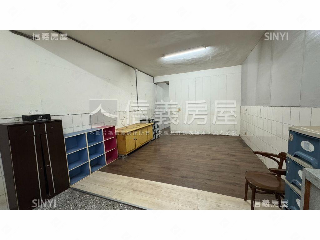 近水湳市場透天真方便房屋室內格局與周邊環境