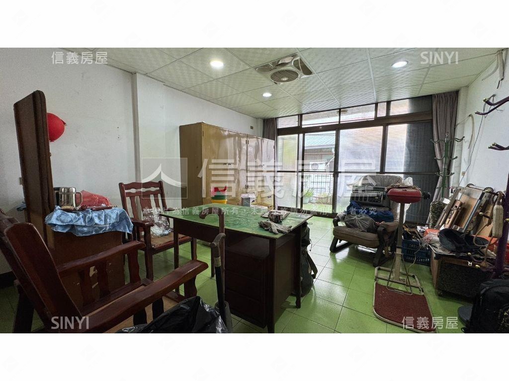 近水湳市場透天真方便房屋室內格局與周邊環境