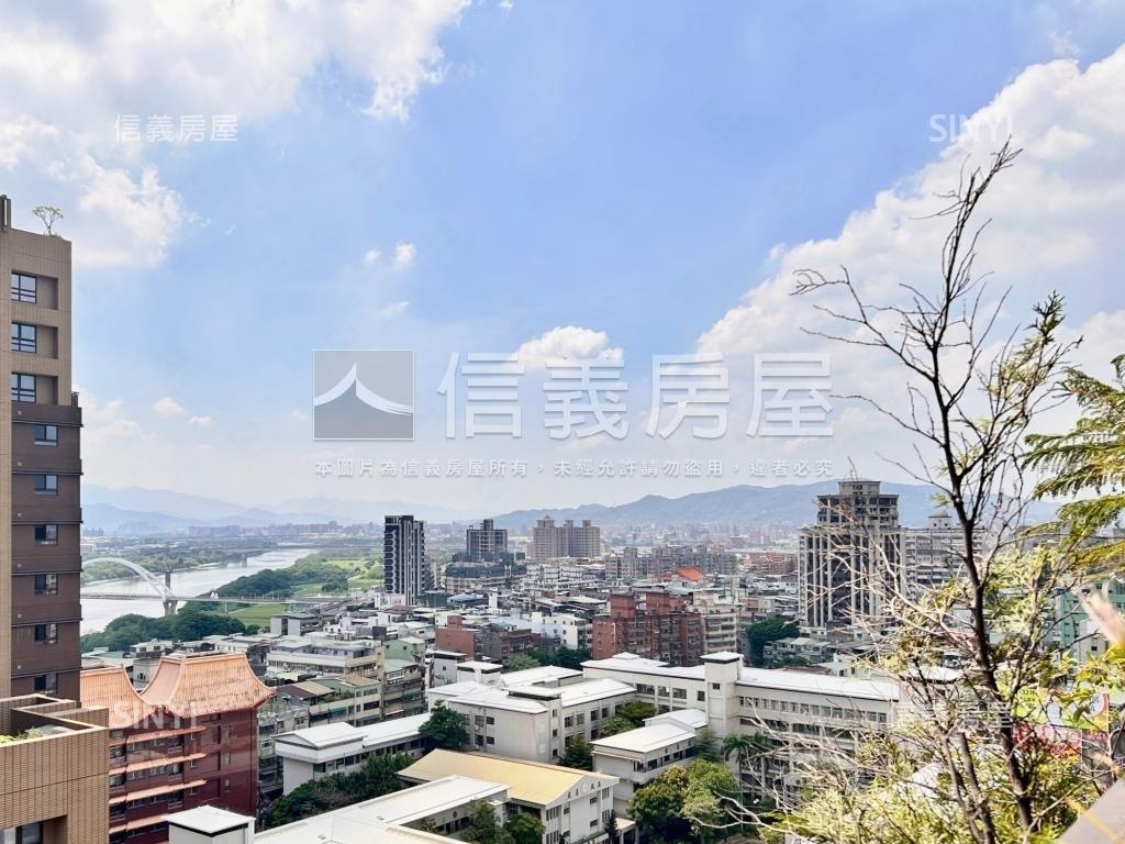 國璽天際露臺大戶雙車位房屋室內格局與周邊環境