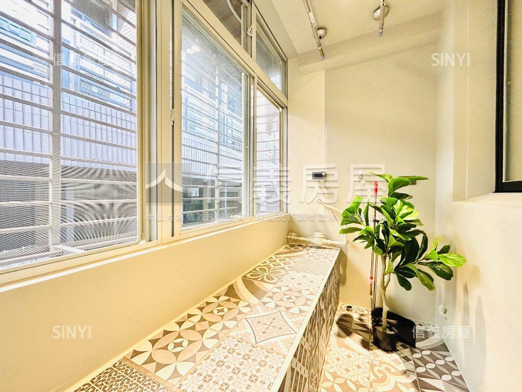 捷運民權西路站三房公寓房屋室內格局與周邊環境