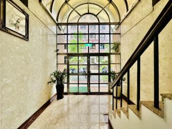 景秀天廈４房邊間三面採光