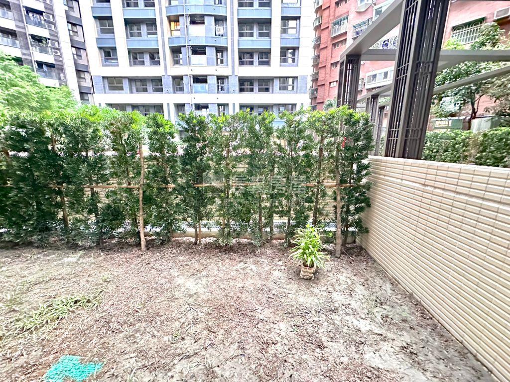 英倫公園Ω庭院三房車位房屋室內格局與周邊環境