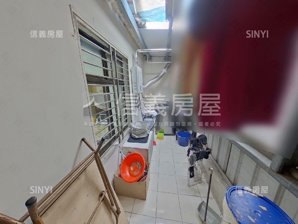 平鎮近南勢重劃車庫透天房屋室內格局與周邊環境