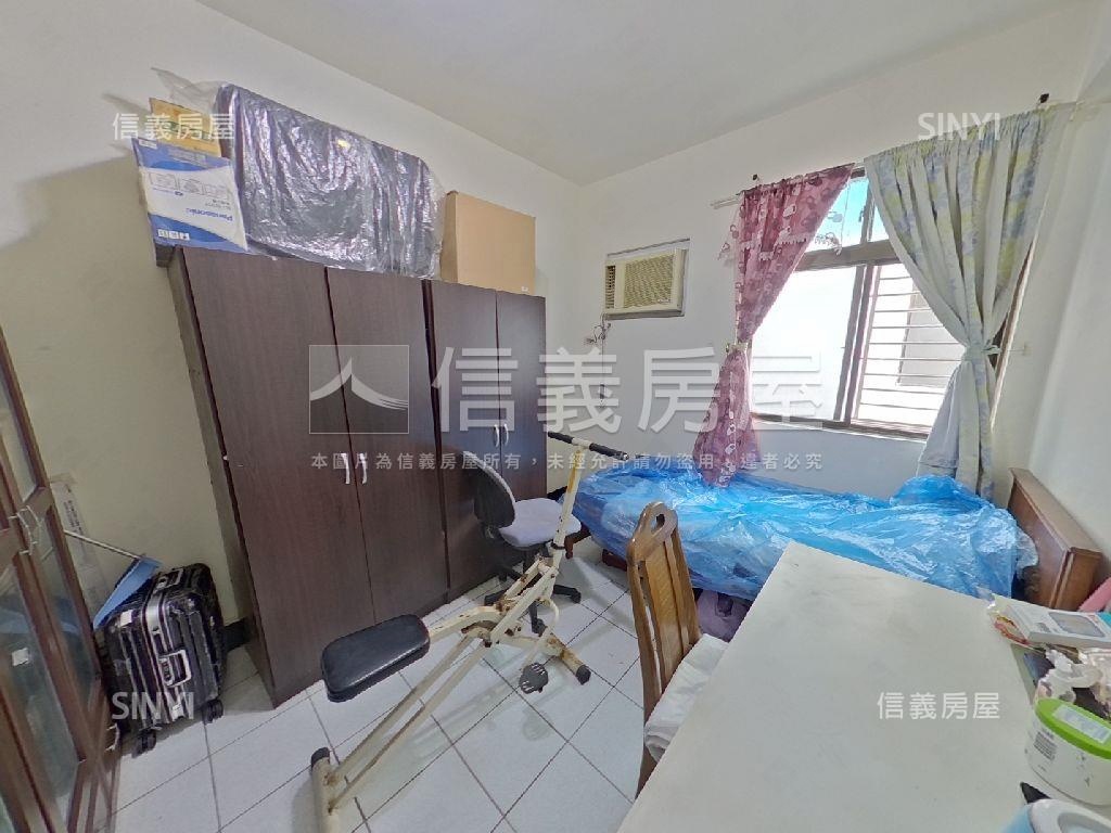 平鎮近南勢重劃車庫透天房屋室內格局與周邊環境