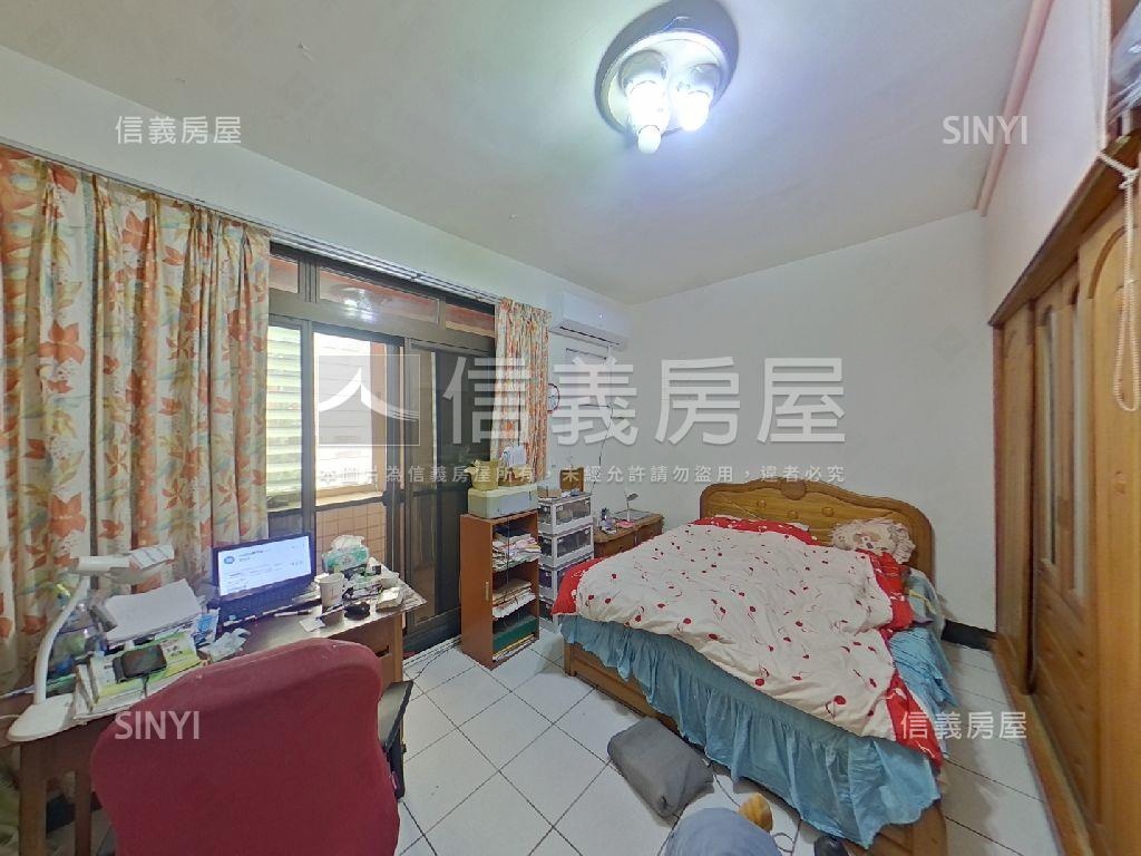 平鎮近南勢重劃車庫透天房屋室內格局與周邊環境