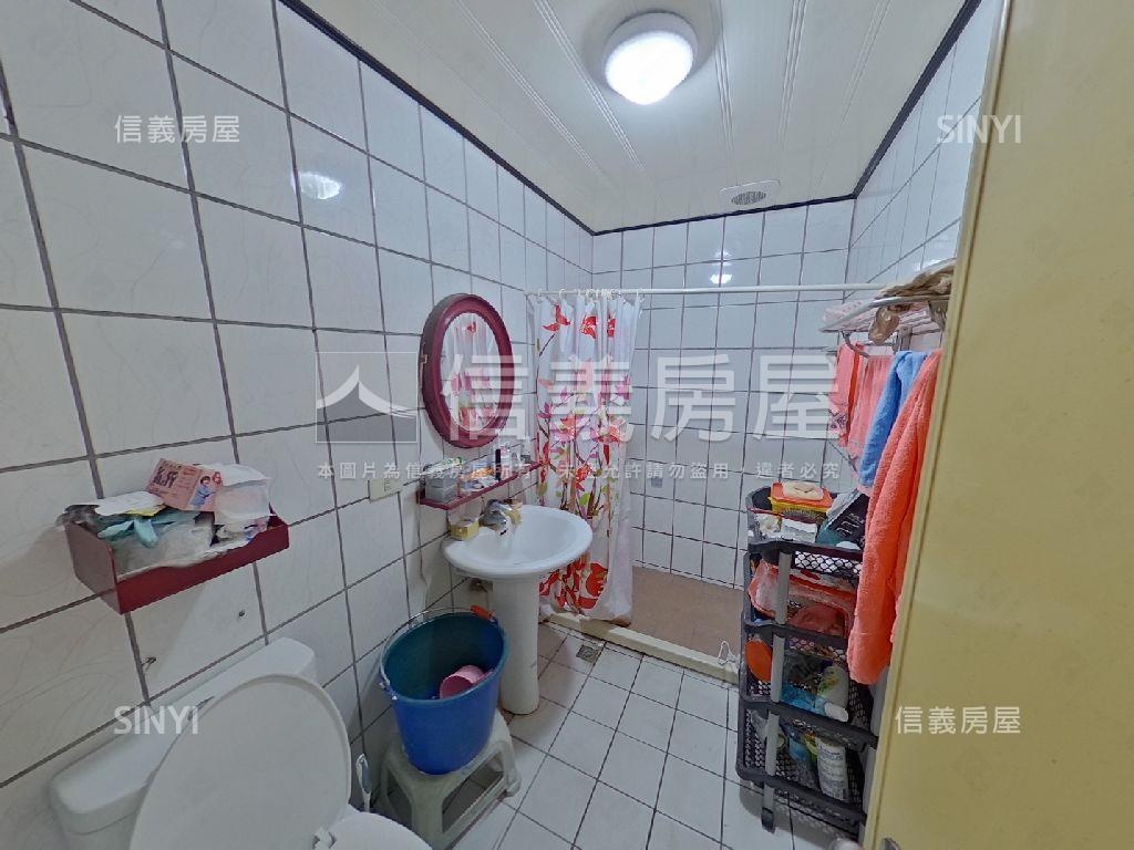 平鎮近南勢重劃車庫透天房屋室內格局與周邊環境