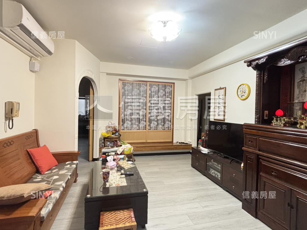 民族公寓頂加大空間房屋室內格局與周邊環境