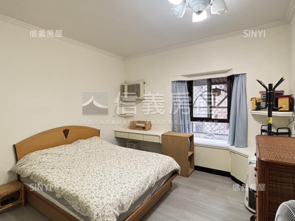 民族公寓頂加大空間房屋室內格局與周邊環境