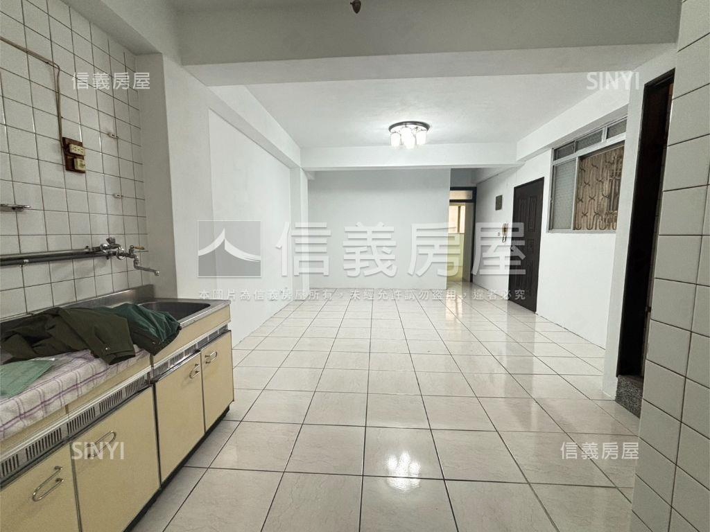 一中商圈低總價三房美寓房屋室內格局與周邊環境
