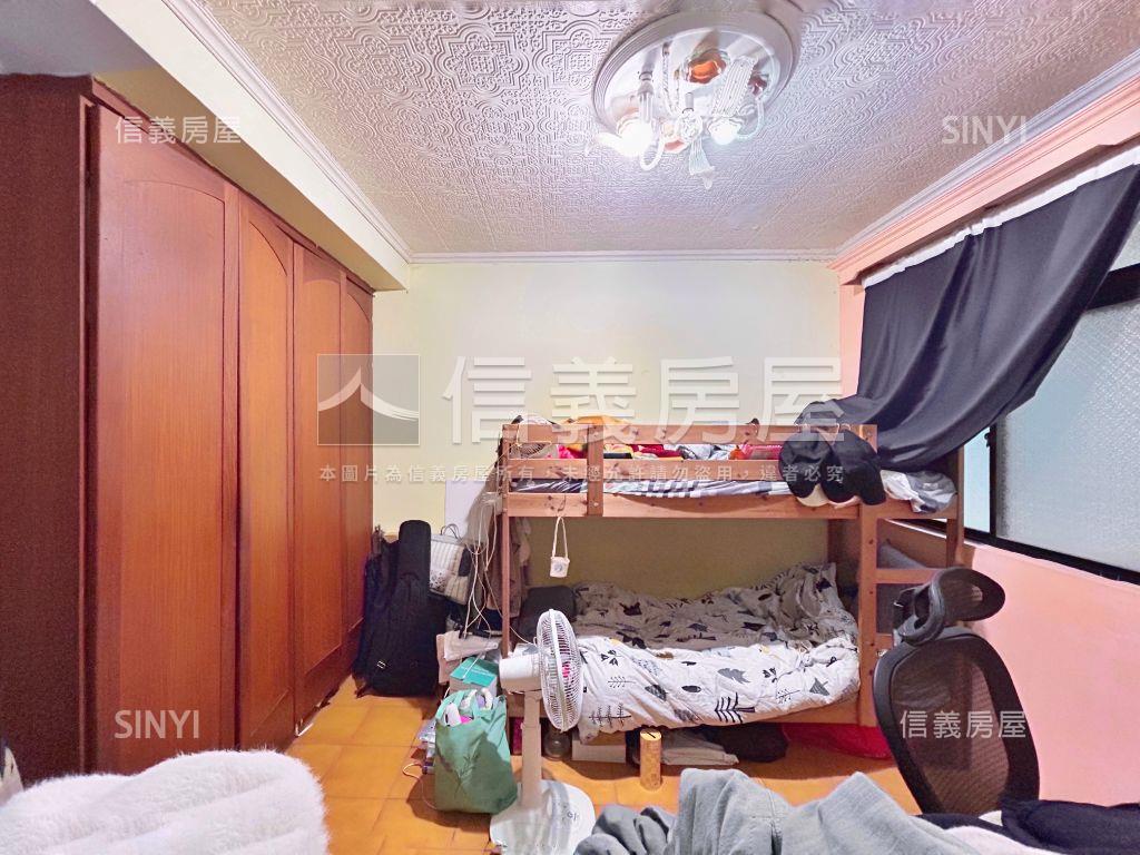 中港路二樓大公寓房屋室內格局與周邊環境