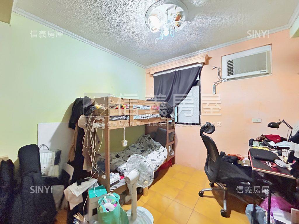 中港路二樓大公寓房屋室內格局與周邊環境