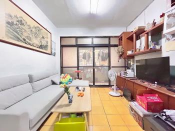 中港路二樓大公寓