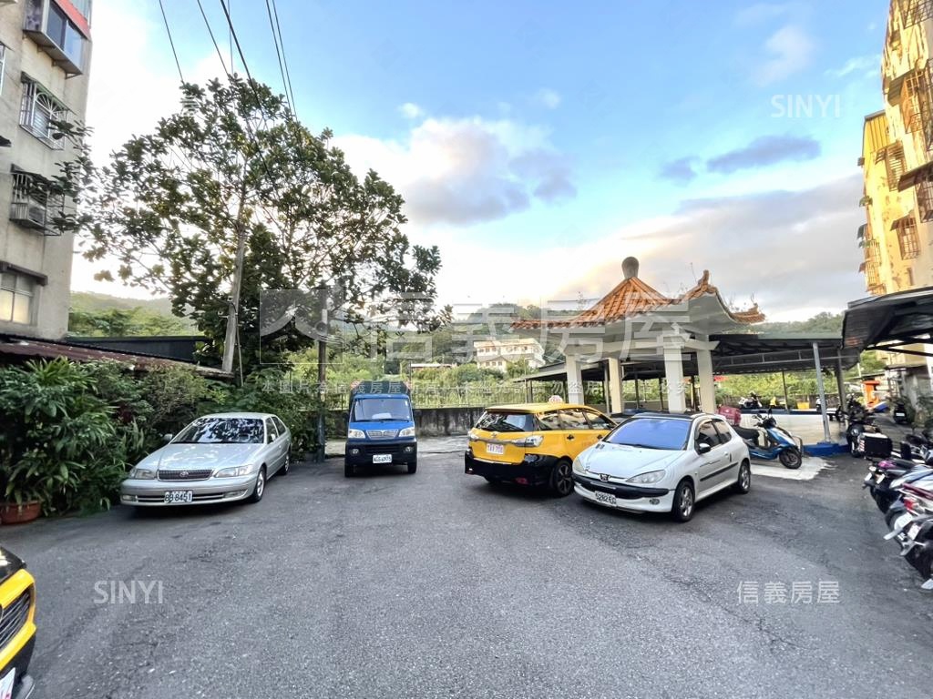 錦繡邊間方正２樓房屋室內格局與周邊環境