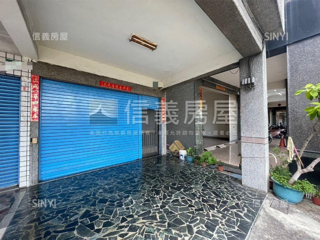 五甲正路邊間大地坪透天房屋室內格局與周邊環境