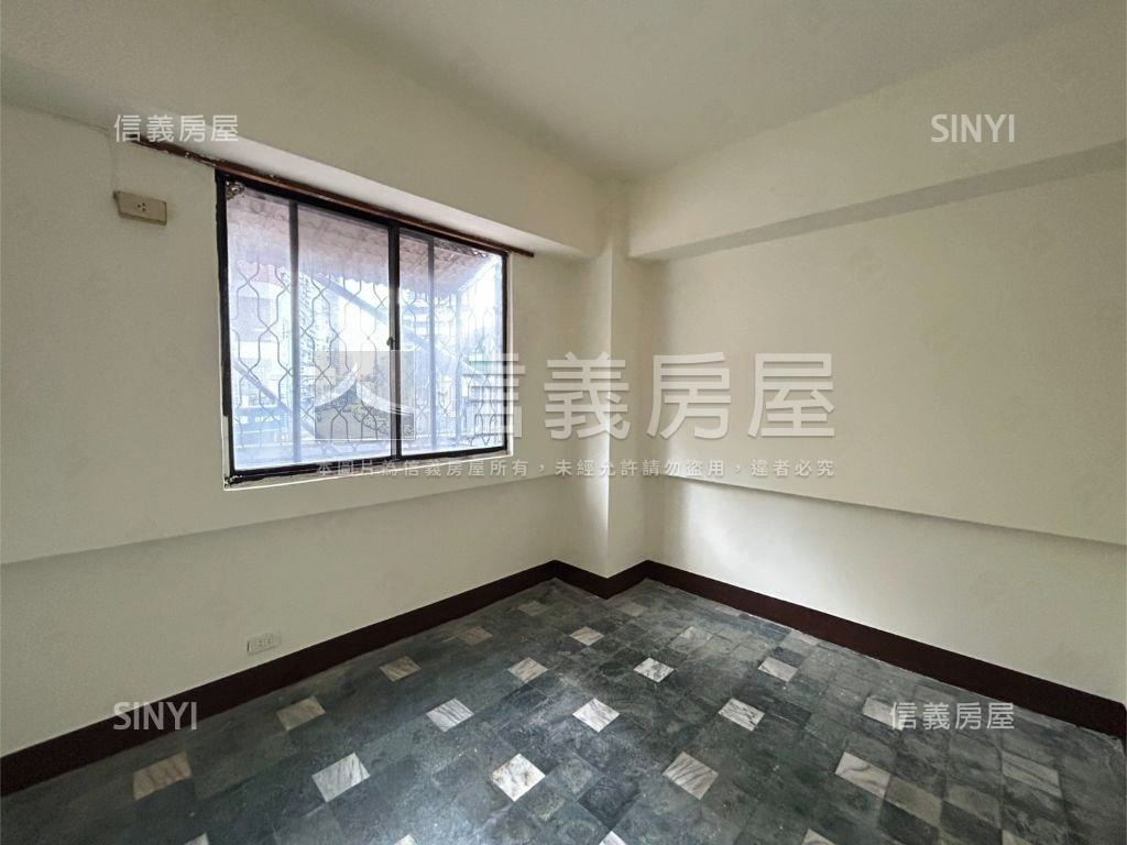 便捷植物園雙併華廈房屋室內格局與周邊環境