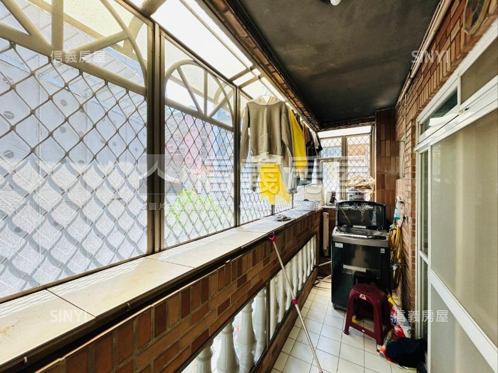 中興電梯四房房屋室內格局與周邊環境