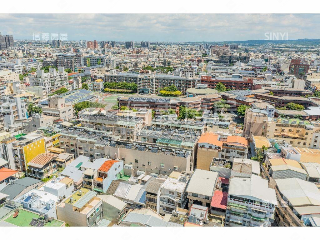 正員東路方正美地房屋室內格局與周邊環境
